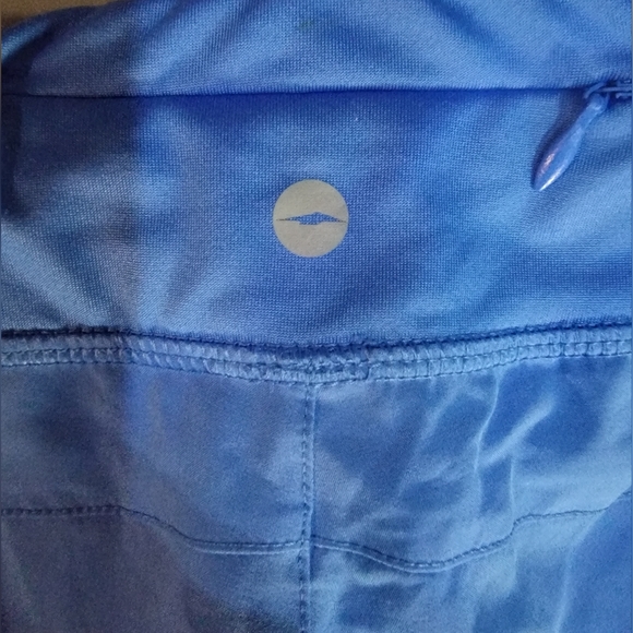 Avia gym or workout shorts. Medium - Picture 4 of 6